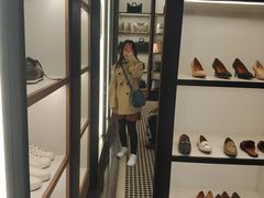 -王府井奥莱临潼小镇(临潼店)