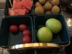 -新盈光·云会所(百丈东路店)