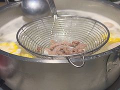 -浪里寻·臻牛养生牛肉火锅(方圆荟店)