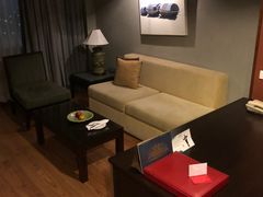 -曼谷湄南河畔华美达广场酒店