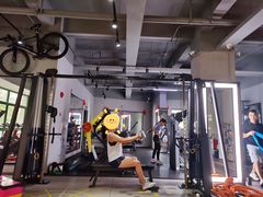 -AK健身普拉提拉伸私教馆(中八店)