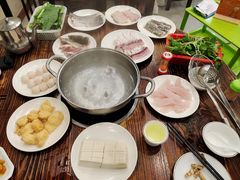 -正能量脆肉鲩火锅