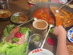 -萍姐火锅·公路夜市(武汉首店)