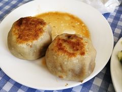门钉肉饼-北京清真房记小吃店