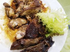 -鹏城人家海鲜酒家·23年老字号(较场尾店)