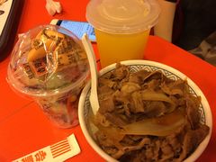 招牌小牛套餐-吉野家(锦辉商城黄河路店)
