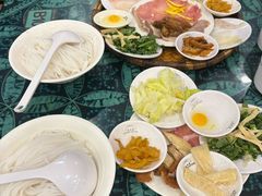 -桥香园云南过桥米线(金马碧鸡店)