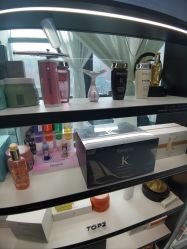 -U·NI SALON 造型