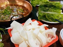 腾冲饵块粑粑-朝伟清真铜瓢牛肉馆(三十年老·店)