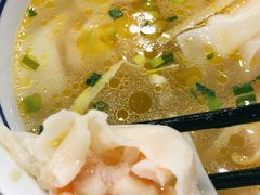 纯鲜虾馄饨-老苏州大客堂·苏帮菜·松鼠桂鱼·苏州传统小吃(观前街人民商场店)