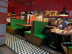 卡座-胖哥俩肉蟹煲(杭州下沙学林街店)