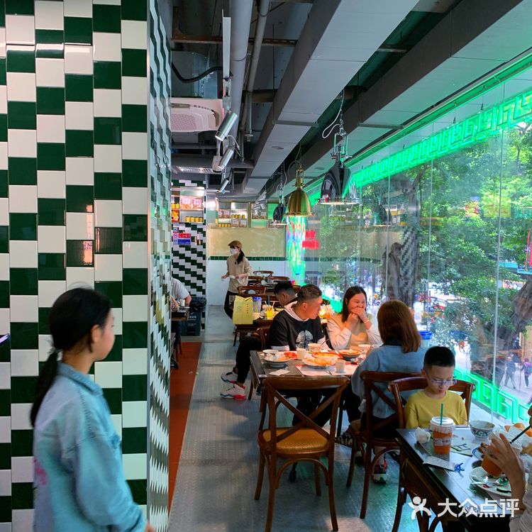 還原泰國曼谷街頭味道就在北京路丨何蘭正