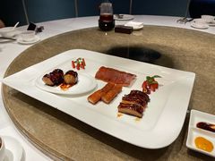 锦绣乳猪烧味拼盘-炳胜公馆(珠江新城店)