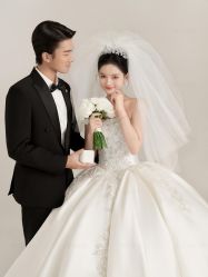 -雅云婚纱摄影工作室旗舰店