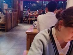 大堂-先启半步颠小酒馆(白麓里店)