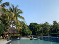 -三亚湾海居铂尔曼度假酒店