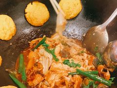 鲟鳇鱼-王老六铁锅炖鱼(圣亚海洋店)