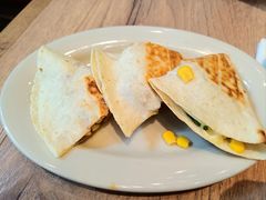 -玛格萝妮比萨屋(四平店)