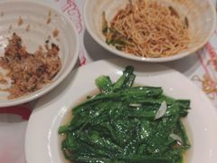 -肥肥虾庄·金牌油焖大虾(汉口城市广场店)