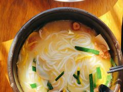 -桥香园过桥米线(国贸店)