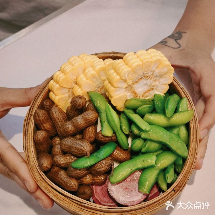 尚蒸燚蒸汽海鲜，食材新鲜让你一次吃到爽