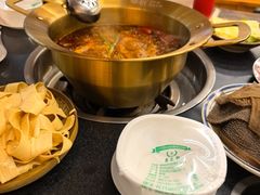 -娜姐鲜牛肉串串火锅(藏龙岛店)