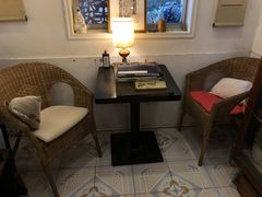 -邊城書店