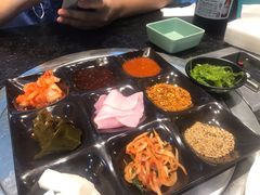 -烤路里·韩国品质自助烤肉(石路天虹4号店)