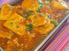 铁板包浆豆腐-香巴拉云南餐厅(华莱坞店)