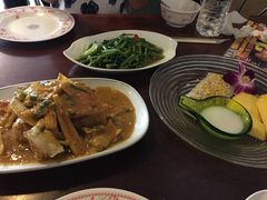 -Dang restaurant (patong phuket)
