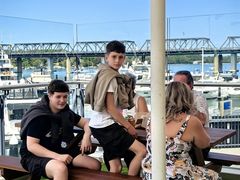 -伯肯黑德角名品折扣购物中心