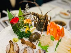 海鲜拼盘（小青龙）-红雀围·海鲜火锅(陆家嘴中心店)