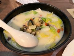 -来龙里 精致 东南亚餐室(万象城店)