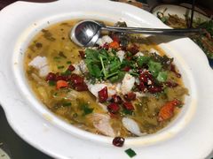 酸菜鲈鱼-北院·果木烤鸭·25年东北菜(创意产业园店)