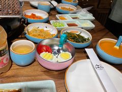 -明洞阿姨·韩式酱蟹烤肉·创意料理(三元桥店)