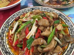 -乡土特色.冷锅鱼.牦牛肉汤锅