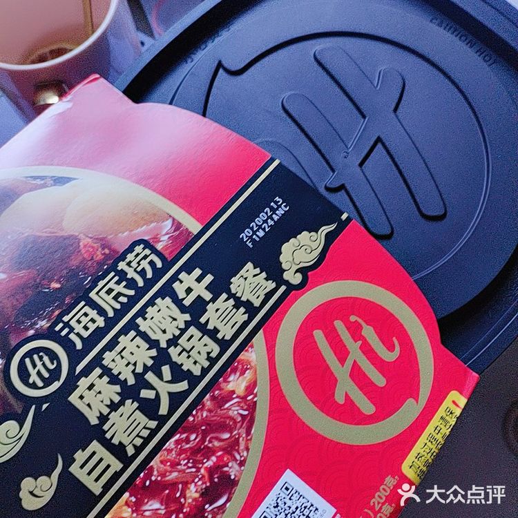 肉的包装袋一打开有股臭臭的味道，吃起来就没有了