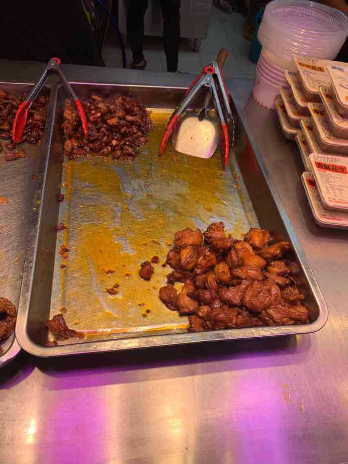 韩记辣子鸡(大成路店)-"朋友想吃这个好久了,今天终于路过司门口去.