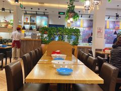 大堂-拿渡·水煮鱼麻辣香锅(王府井奥莱·香江小镇店)