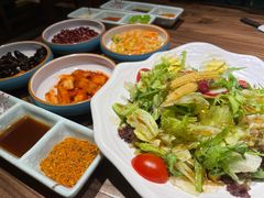 -明洞阿姨·韩式酱蟹烤肉·创意料理(三元桥店)