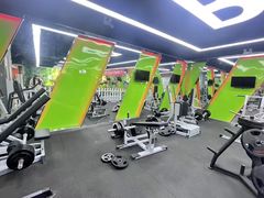 -宝德龙游泳健身