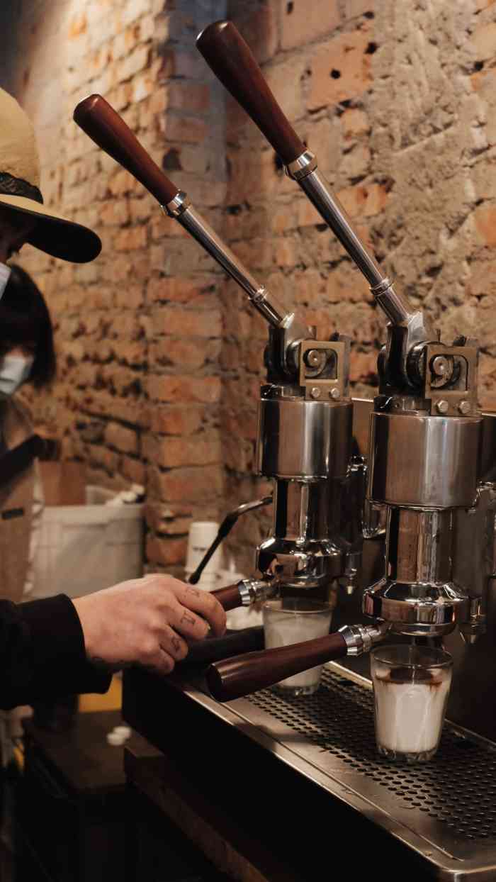 sewing machine coffee-"我这种有拖延症的人感觉去了一堆店都是堆在.