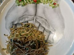 橄榄菜拌笋丝-慢丽江·云南野生菌土鸡锅(付家庄店)