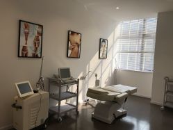 包房-様共享美容连锁机构