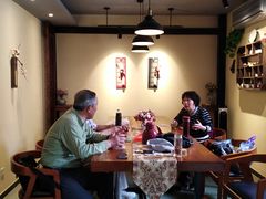 -小草屋轰趴馆别墅派对新场团建家庭聚会