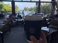 -亚龙湾喜来登·美景台大堂吧