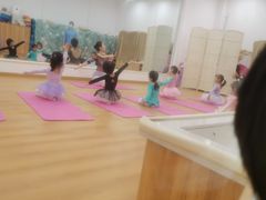 -KidsHome毅英宝贝家早教托育中心