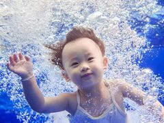 -龙格亲子游泳·水育早教运动中心(绿宝中心)