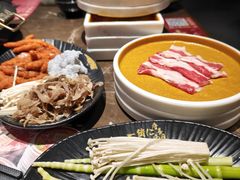 -一绪に和牛寿喜烧(罗湖益田假日店)