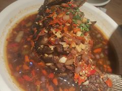香煎鲫鱼-费大厨辣椒炒肉(万家丽一店)